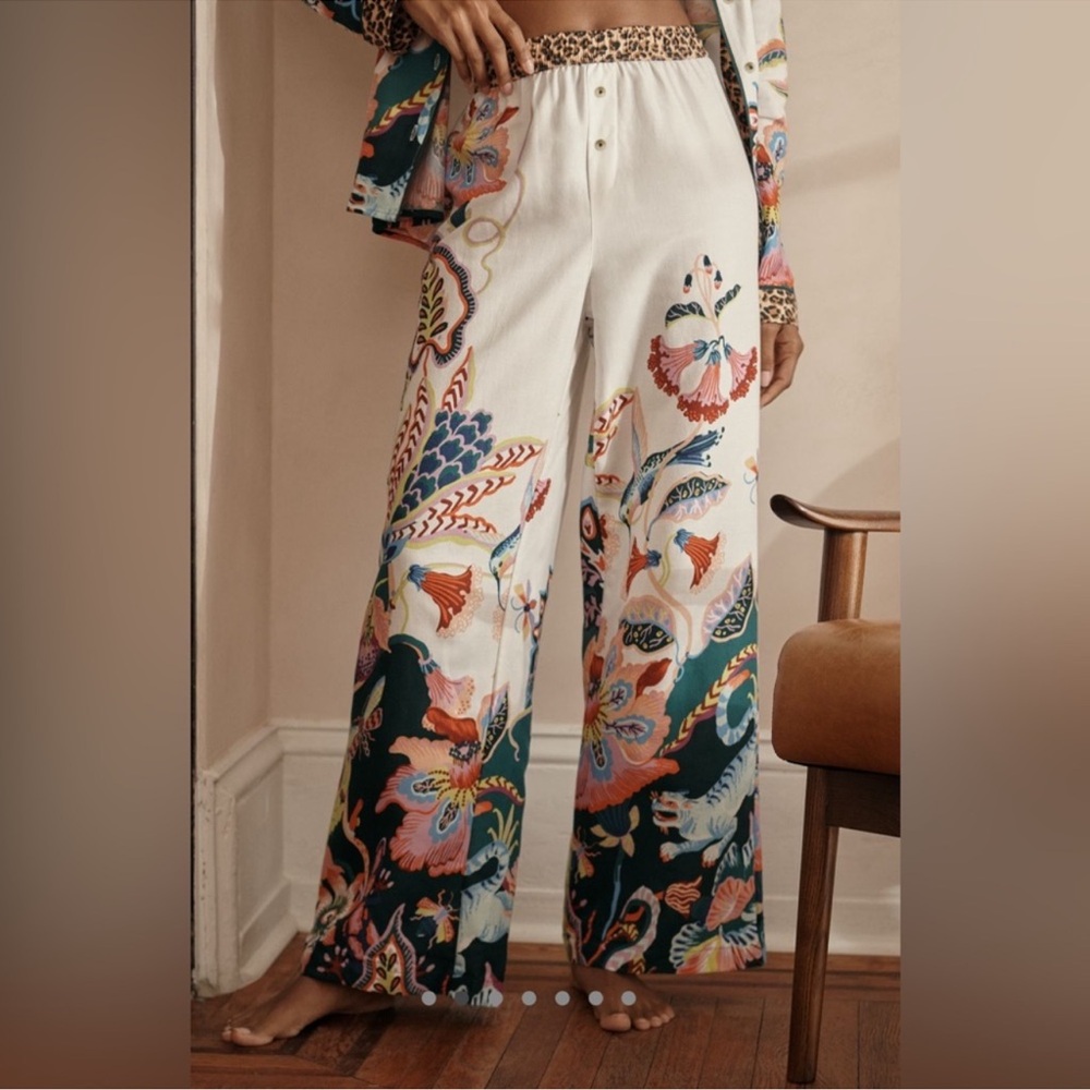 Anthropologie pajama pants 🍓